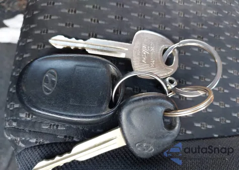 2007 Hyundai Tiburon Gs z USA, uszkodzony, nr VIN KMHHM66D87U244174